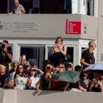 1789035805_HONOR_Robot_Phone_on_Venice_International_Film_Festival__2