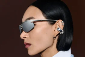 Bose-Ultra-Open-Earbuds-2nd-Gen_smoke-white