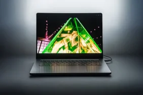 microsoft-build-2026-surface-ultra-03-kenyeung-960x540-1